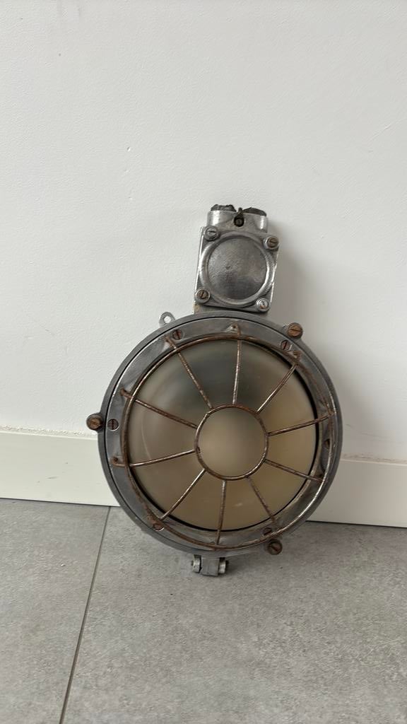 Duikbootlamp bunkerlamp, Ophalen, Nieuw