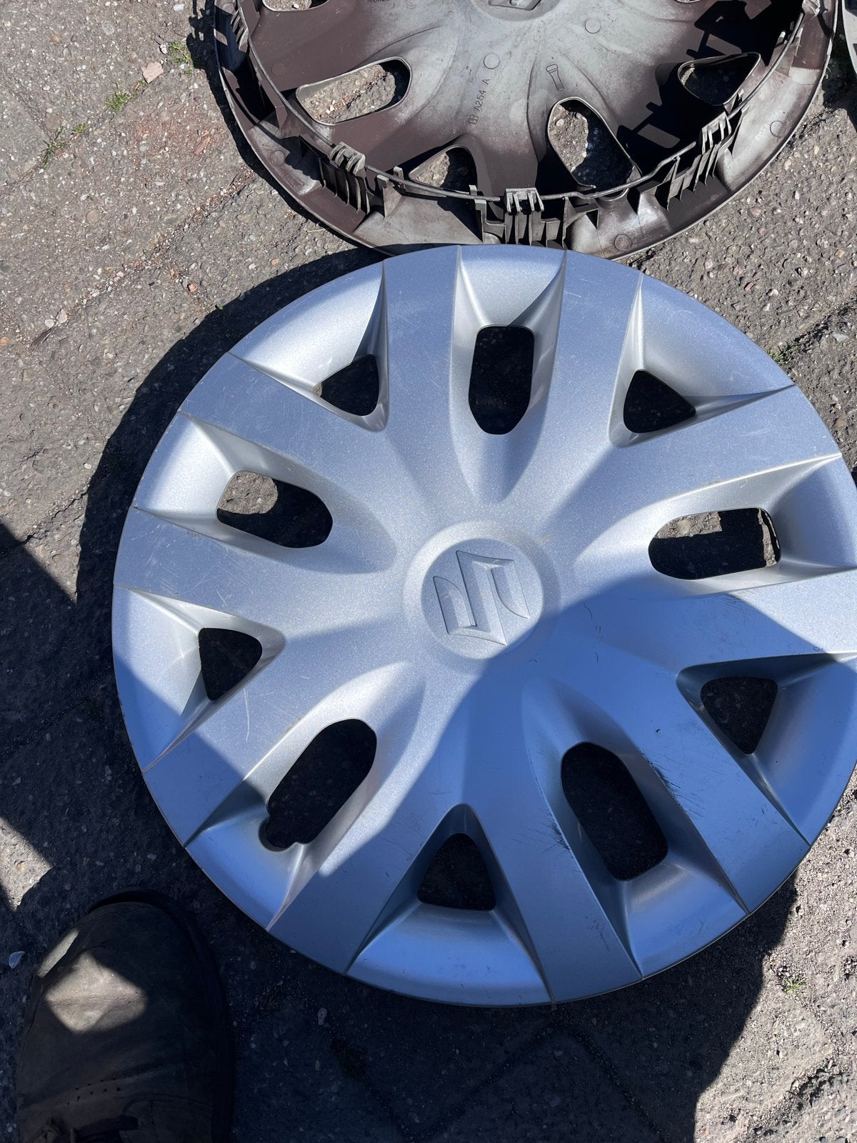 Wieldoppen 15 inch Suzuki - Set van 4, Auto diversen, Wieldoppen, Ophalen, Gebruikt