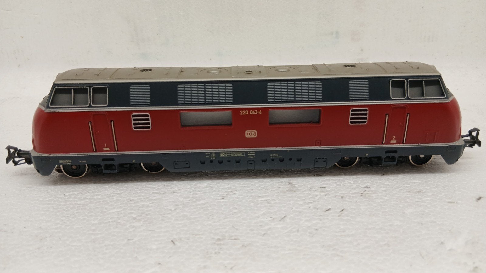 Marklin H0 - 3021 -  DB Diesellocomotief 220 043-4, Wisselstroom, Gebruikt, Locomotief, Ophalen of Verzenden