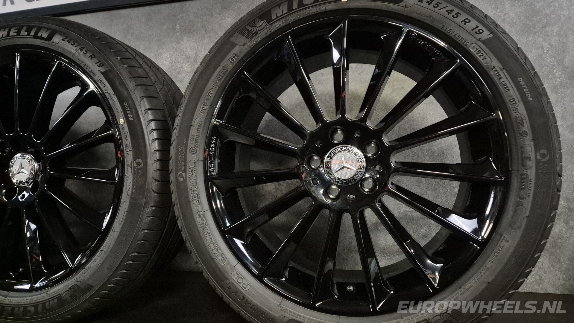19 inch Mercedes velgen Vito Viano W639 W447 zomerbanden, Auto-onderdelen, Banden en Velgen, 19 inch, 245 mm, -, -