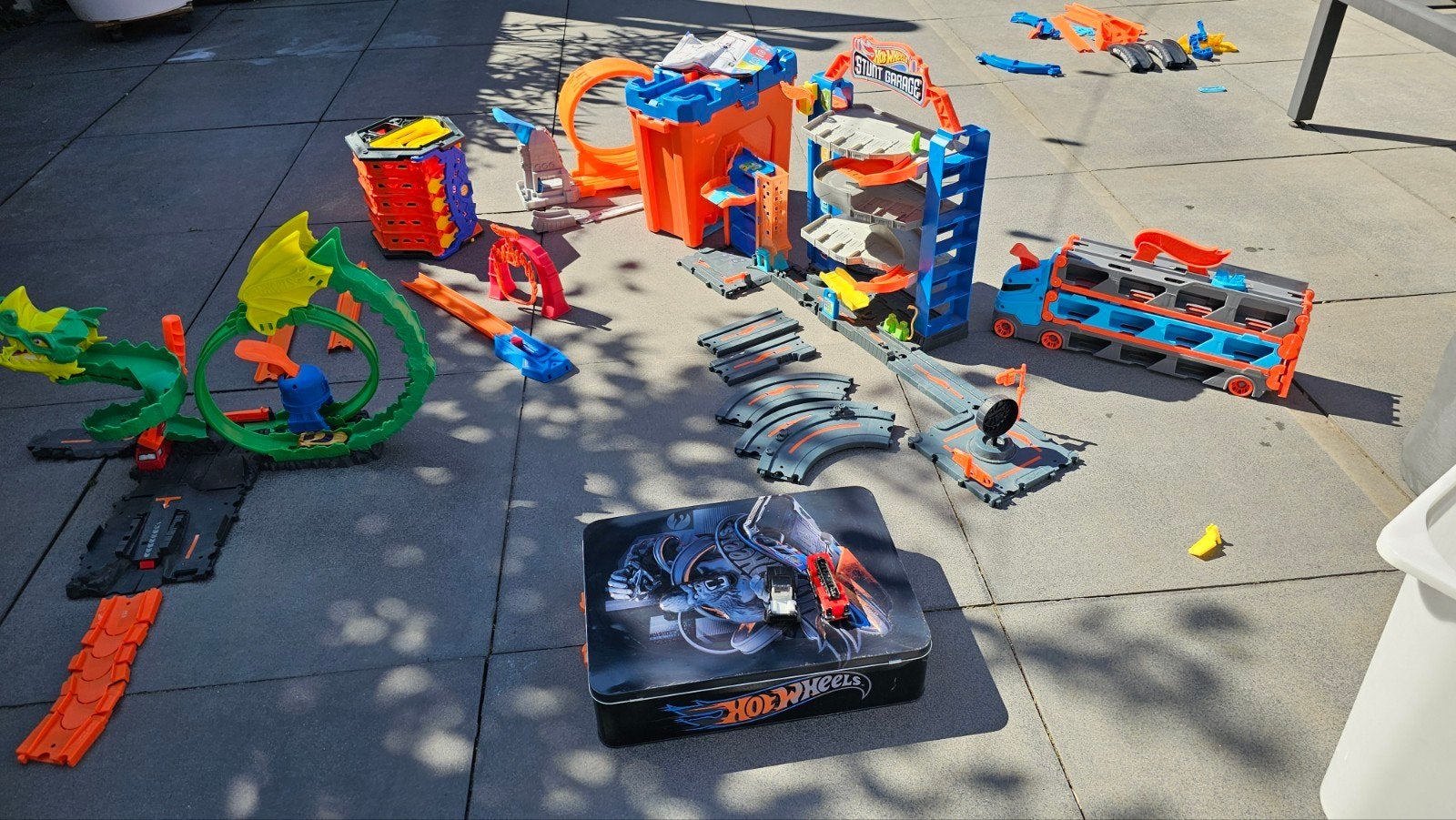 heel veel HotWheels en losse auto's, Ophalen, Zo goed als nieuw