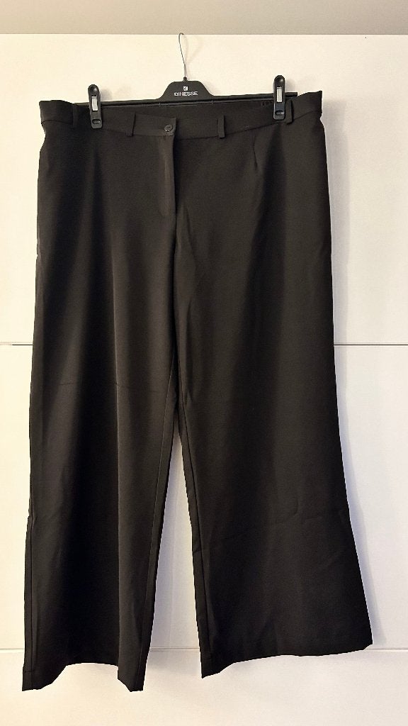 BPC Collection zwarte brede broek, Zwart, Maat 46/48 (XL) of groter, Ophalen of Verzenden, Zo goed als nieuw