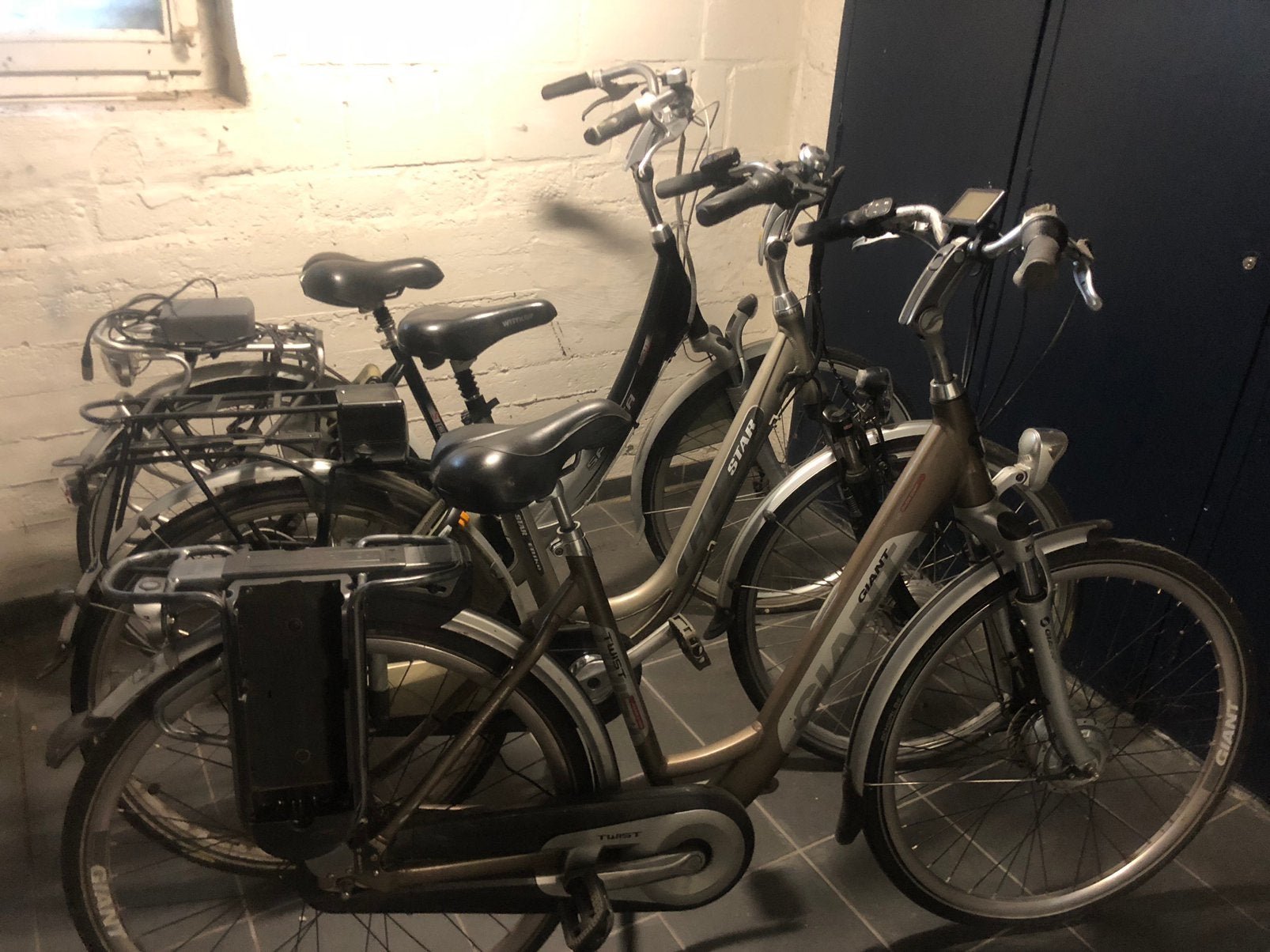 Giant/Sparta/bikkel elektrische damesfiets kleine opknappers, Fietsen en Brommers, 51 tot 55 cm, Ophalen, Zo goed als nieuw, Giant