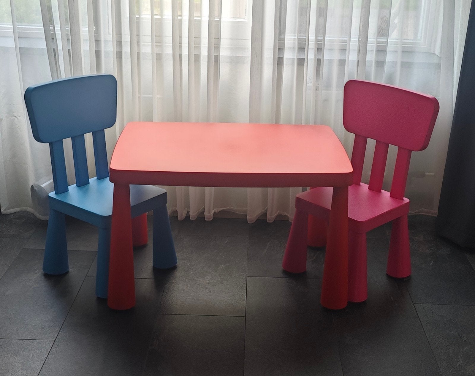 IKEA Mammut kindertafel met 2 stoeltjes, Ophalen, Gebruikt, Tafel(s) en Stoel(en)