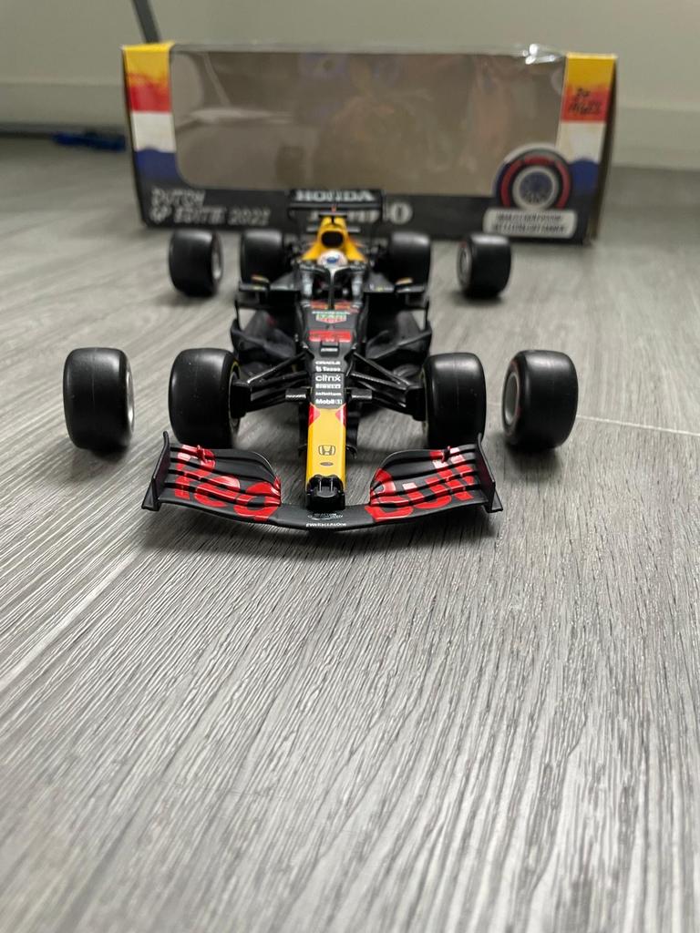 Red Bull RB16B Max Verstappen Dutch GP 2021 met extra wielen, Ophalen of Verzenden, Zo goed als nieuw, Auto, Overige merken