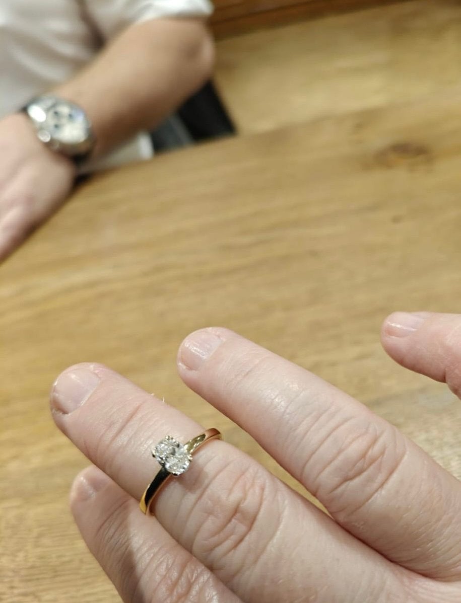 Verlovingsring lab grown diamant 0.5ct 18k goud maat 58, Sieraden, Tassen en Uiterlijk, Ringen, Ophalen, 18 tot 19, Zo goed als nieuw