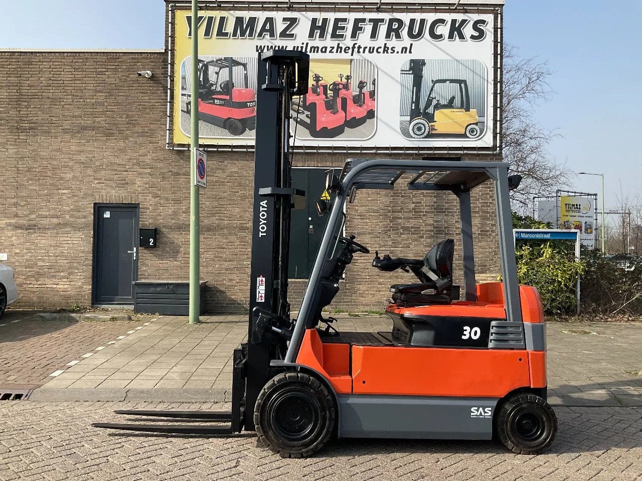 Toyota 7FBMF30 3000KG 5.50METER HEFTRUCK (bj 2009), 3000 tot 4000 kg, Heftruck, Toyota, Marconistraat 2
3133KL  Vlaardingen, NL