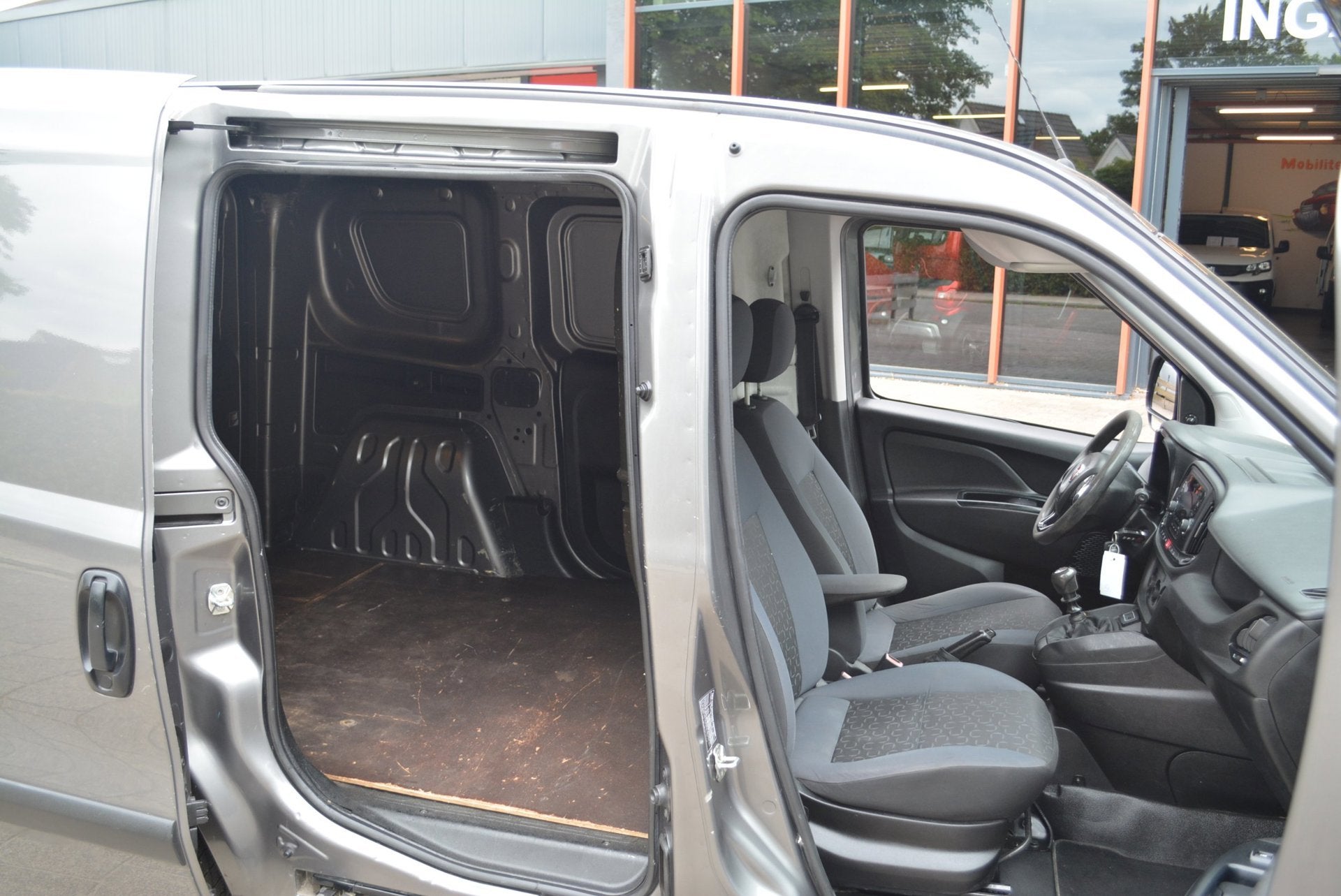 Fiat Doblò Cargo 1.6 MJ L1H1 SX ECO JET, Auto's, Voorwielaandrijving, Stof, Gebruikt, 4 cilinders