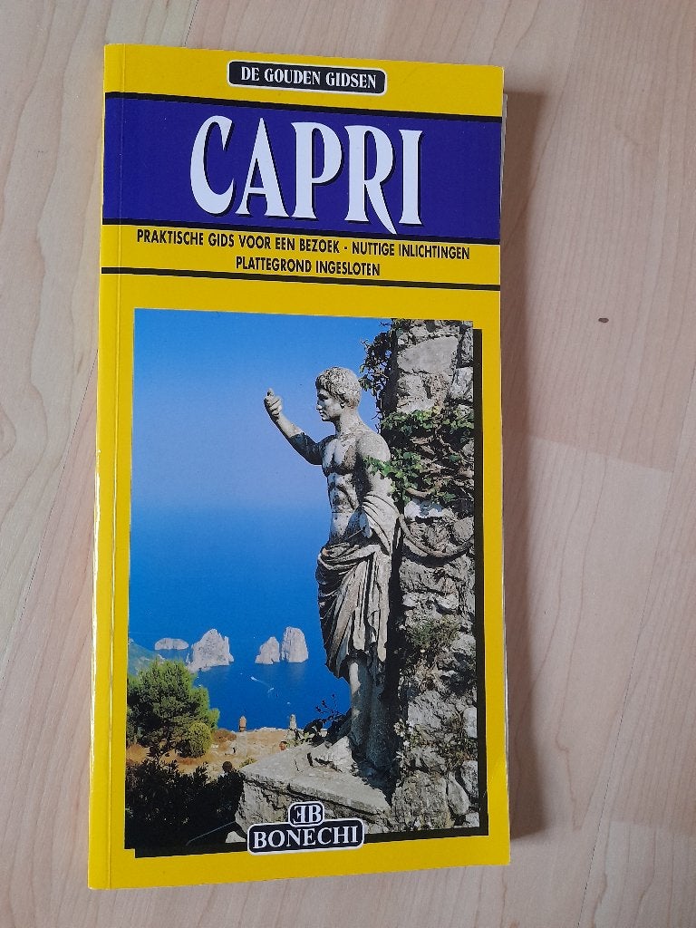 CAPRI PRAKTISCHE GIDS VOOR EEN BEZOEK PLATTEGROND ERBIJ, Boeken, Europa, Ophalen of Verzenden, Reisgids of -boek, Gelezen
