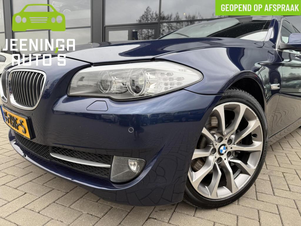 BMW 5-serie Touring 525d|Stoelverwarming|Navi|Trekhaak, Auto's, Automaat, Euro 5, Zwart, 2000 kg