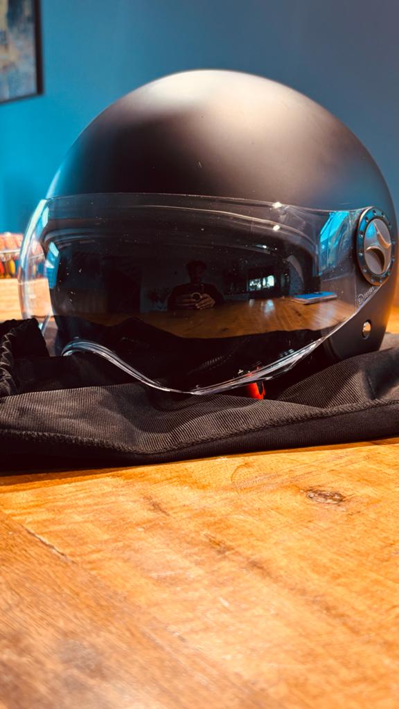Vito Helmets Mat Zwart Scooterhelm - Maat XL (61-62cm), Fietsen en Brommers, Brommerhelmen, Ophalen of Verzenden, Zo goed als nieuw
