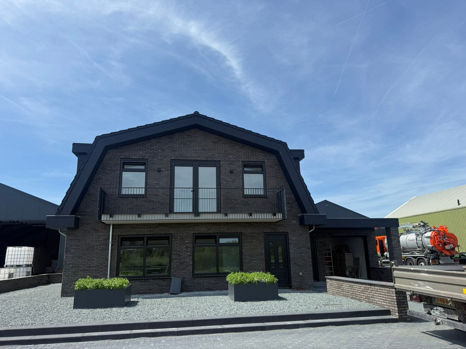 Te huur 2 nieuwbouw woningen zie omschrijving