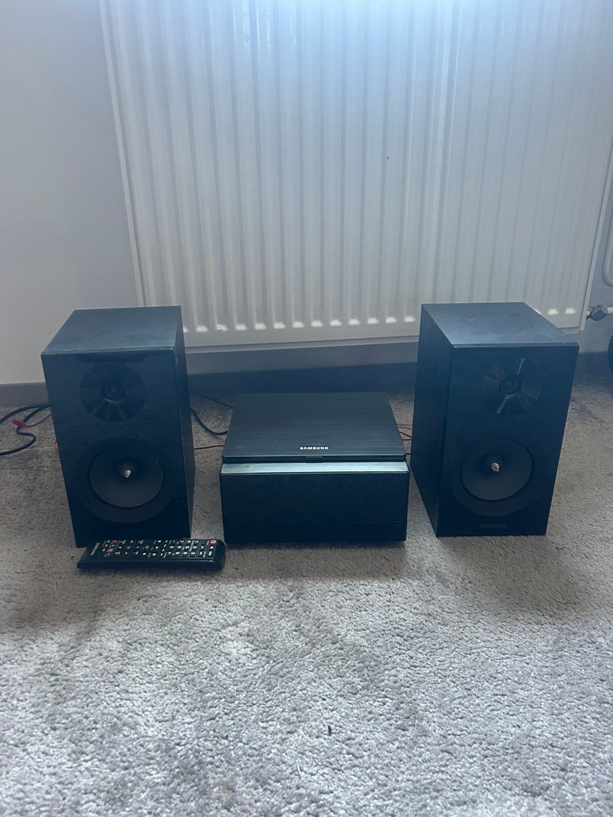 Samsung radio/sterio, Ophalen, Zo goed als nieuw, Minder dan 500 watt