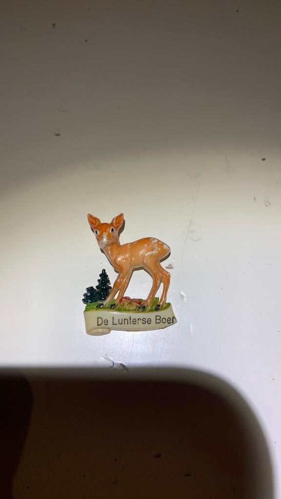 Vintage Reekalf Broche - Ges. Geschützt, Overige materialen, 4 tot 7 cm, Gebruikt, Beige