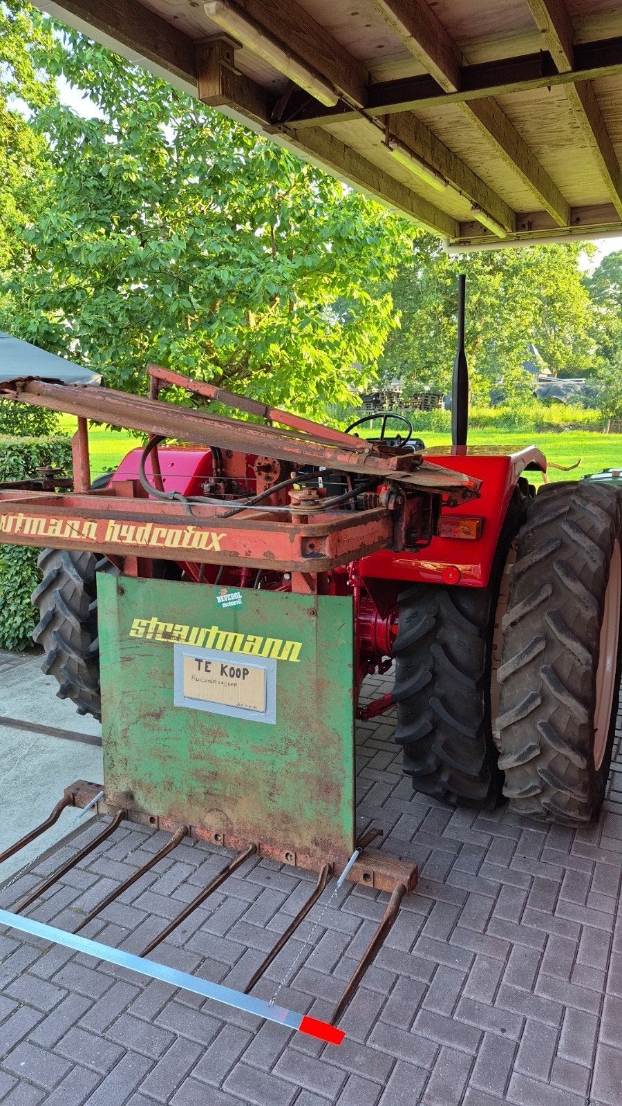 steekschop kuilvoersnijder Strautmann., Zakelijke goederen, Ophalen, Veehouderij, Melktechniek