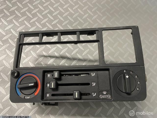 Kachelbedieningspaneel BMW 3-serie E30 ('84-'92), Auto-onderdelen, Dashboard en Schakelaars, BMW, Gebruikt, Ophalen of Verzenden