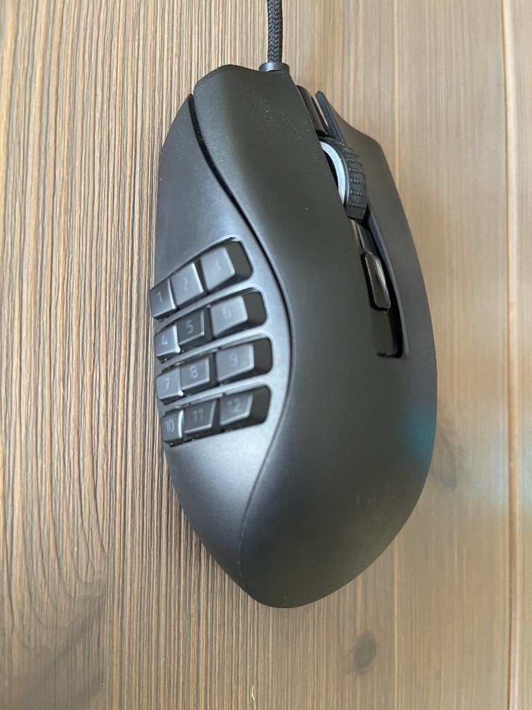 Razer Naga X MMO Gaming Muis | 16 Knoppen, Computers en Software, Muizen, Ophalen, Rechtshandig, Muis, Zo goed als nieuw
