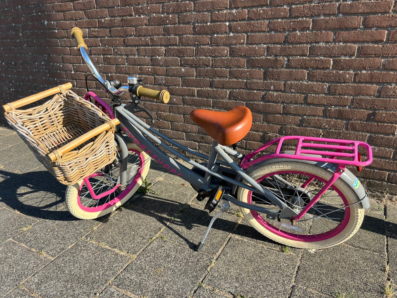 Mooie 18 inch meisjesfiets, Ophalen, Zo goed als nieuw, 18 inch
