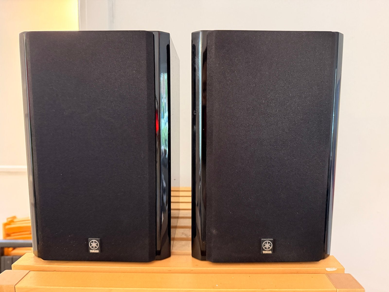 Yamaha NX-E700 Boekenplank Luidsprekers - Zwart (Paar), Ophalen, Yamaha, Zo goed als nieuw, 60 tot 120 watt