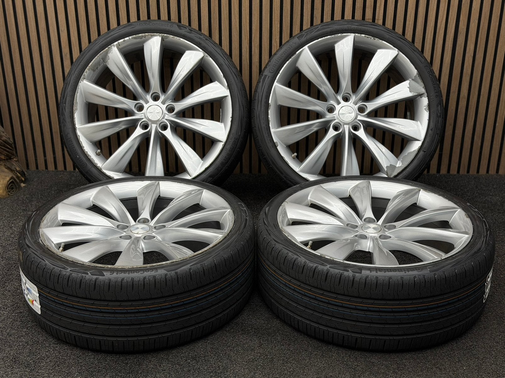 Originele 21 inch Tesla Model S Turbine 5x120 Continental, Ophalen, 245 mm, ., Banden en Velgen