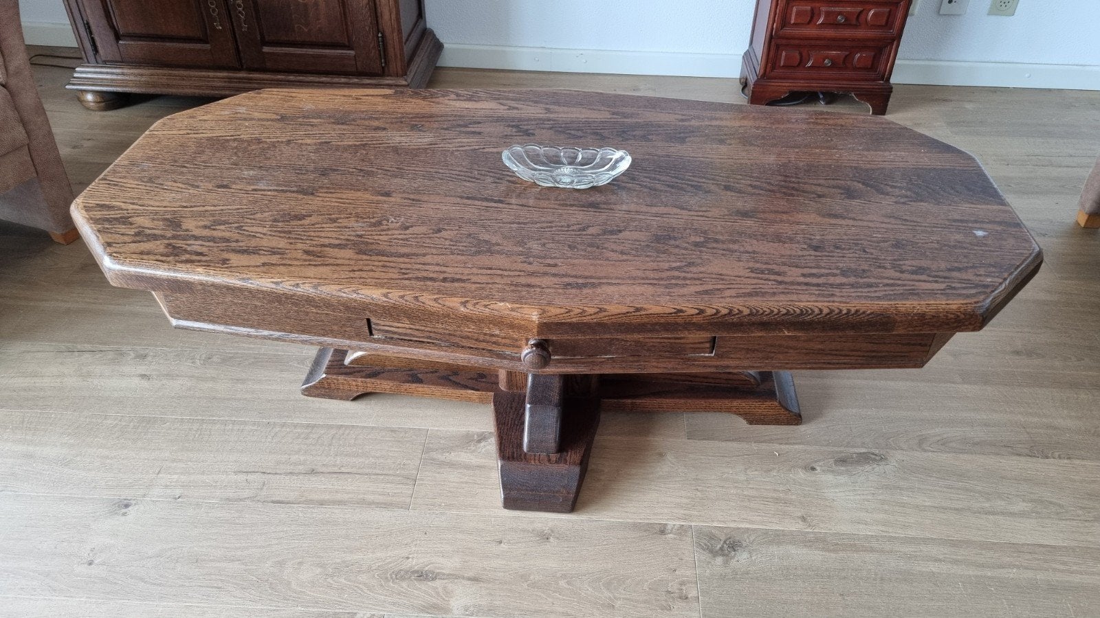 Massief eiken salontafel met lade, Antiek en Kunst, Ophalen