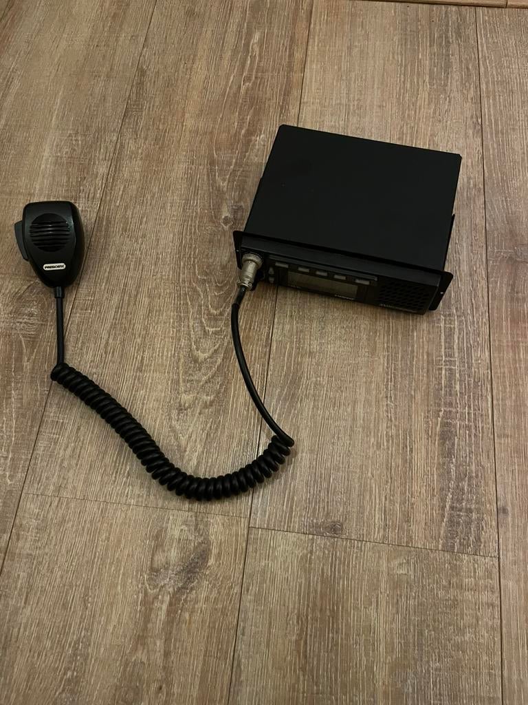 Bakkie voor in vrachtwagen of excetra, Telecommunicatie, Ophalen, Zo goed als nieuw