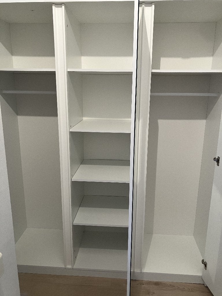 JYSK Kledingkast VEDDE 167x197 wit (with mirror), Huis en Inrichting, Kasten | Kledingkasten, Ophalen, 150 tot 200 cm, Zo goed als nieuw
