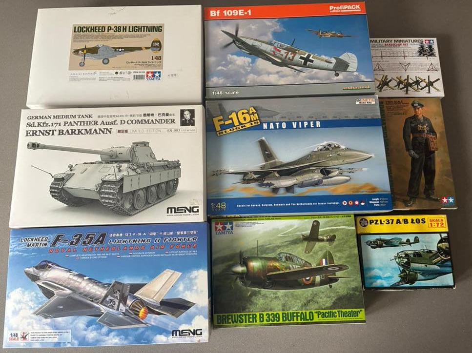 Diverse modelbouw kits: vliegtuigen, tank, figuren, 1:32 tot 1:50, Overige typen, Nieuw, Ophalen of Verzenden