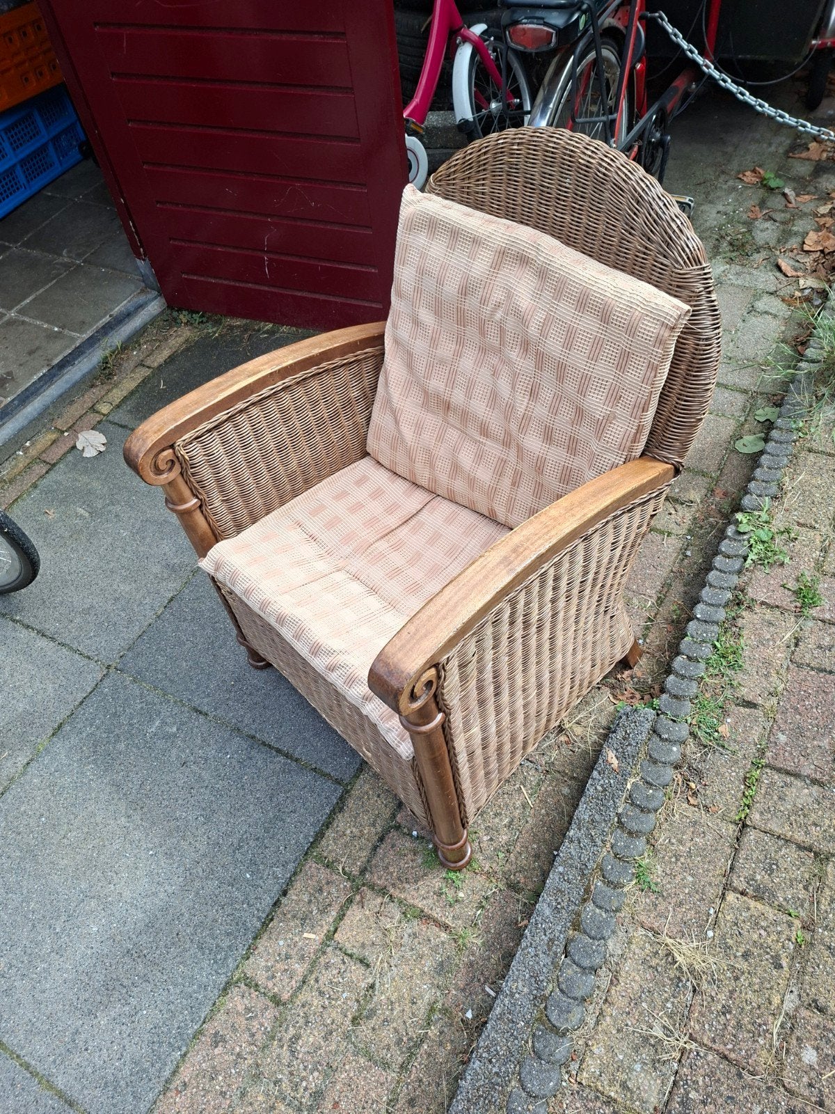 gratis luie stoel, Huis en Inrichting, Stoelen, Ophalen, Gebruikt, Bruin, Hout
