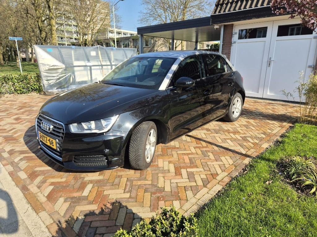 Audi A1 1.4TFSI 92KW SB H6 EU6 2015 Zwart, Auto's, Audi, Voorwielaandrijving, A1, 4 cilinders, Origineel Nederlands