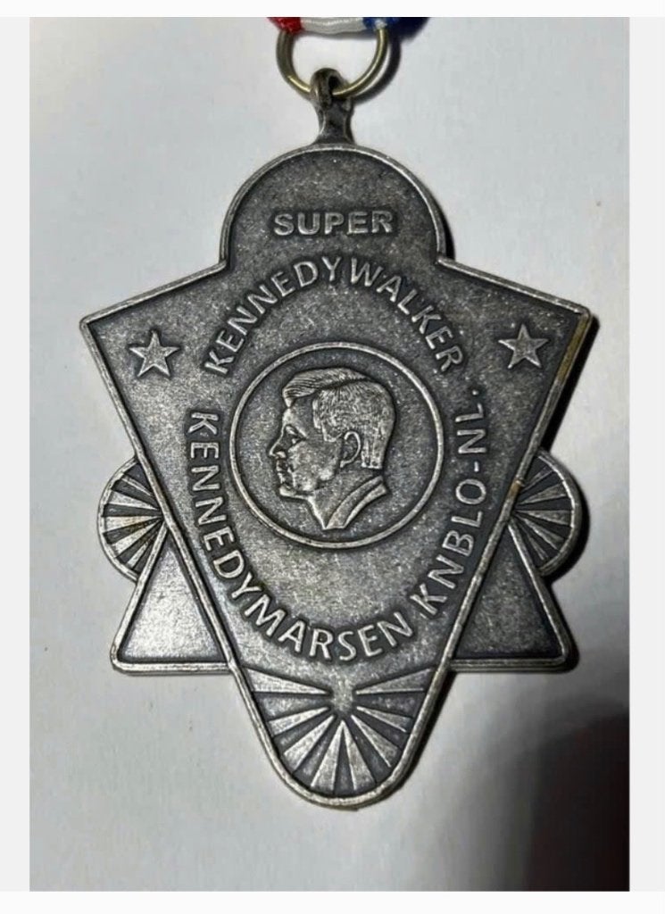 Mooie medaille Kennedymars KNBLO-NL, Ophalen of Verzenden, Overige materialen