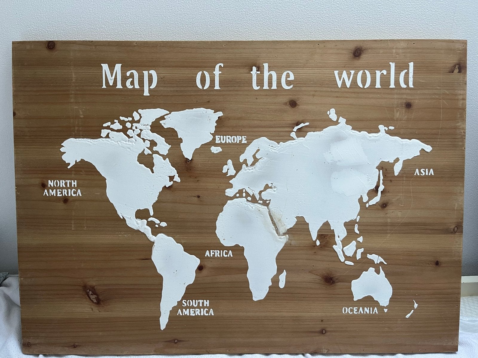 Houten Wereldkaart Wanddecoratie - L78xB3xH55cm, Ophalen, Gebruikt, Hout, Meerkleurig