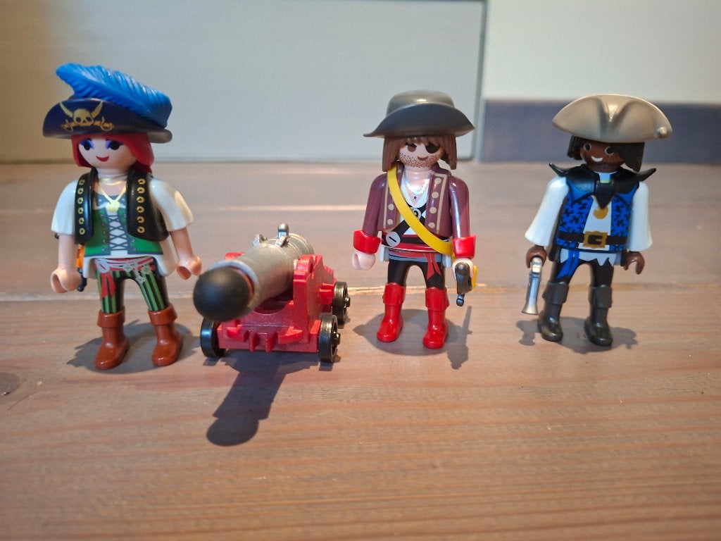 Playmobil piraten 3 figuren met kanon, Pirates, Complete set, Ophalen of Verzenden, Zo goed als nieuw