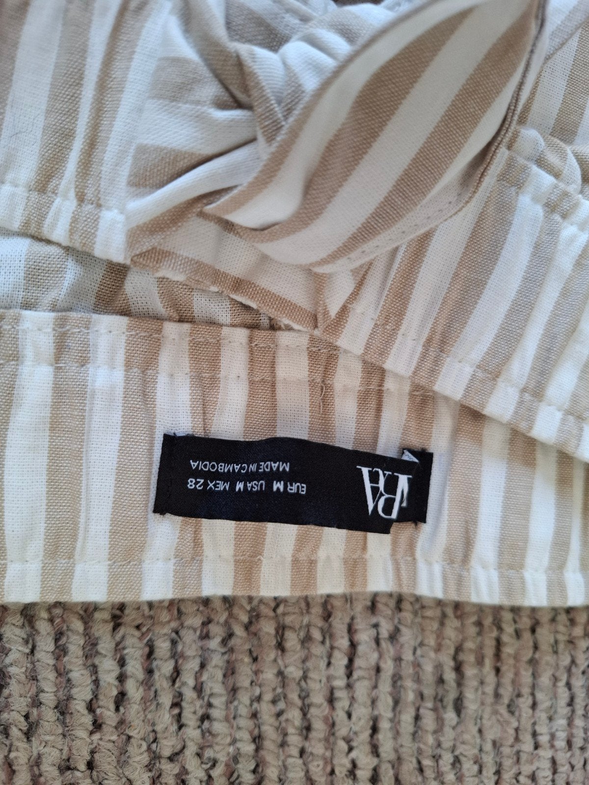 Zara gestreepte broek beige/wit met strikceintuur – maat M, Maat 38/40 (M), Nieuw, Ophalen of Verzenden, Lang