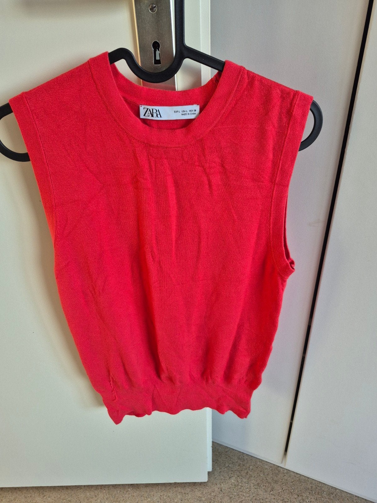 Zara Rode Mouwloze Top Maat L, Kleding | Dames, Zara, Ophalen of Verzenden, Zo goed als nieuw, Zonder mouw