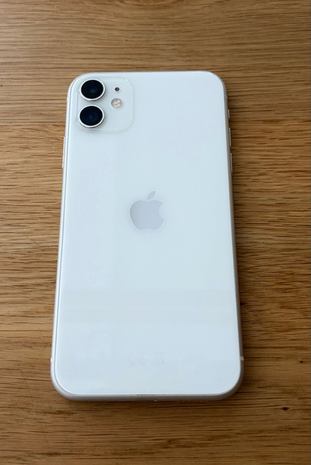 iPhone 11 128GB Wit - Incl. hoesje en screenprotector, Telecommunicatie, Ophalen, Wit, 77 %, IPhone 11