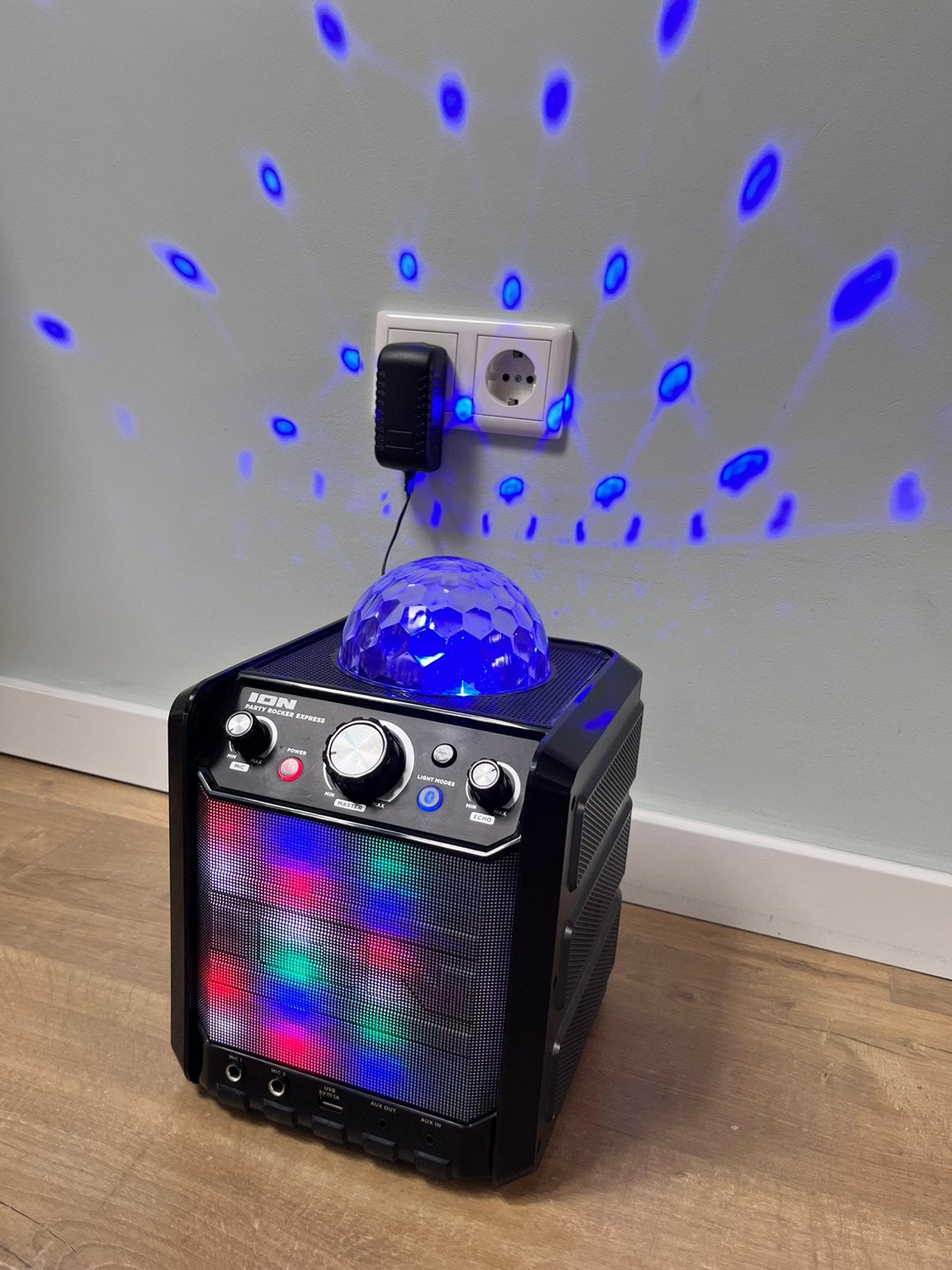 ION Party Rocker Express - disco bluetooth speaker, Ophalen, Gebruikt