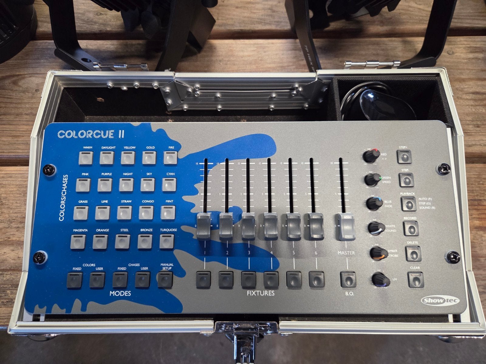 Showtec Colorcue II DMX Controller in Flightcase, Ophalen of Verzenden, Zo goed als nieuw