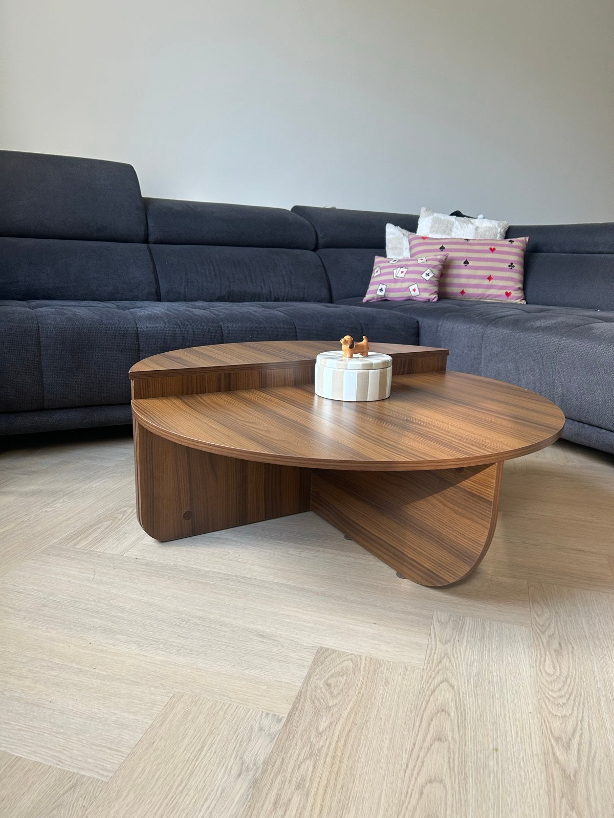 Moderne ronde salontafel - japandi eiken donker, Ophalen, Rond, 50 tot 100 cm, Zo goed als nieuw