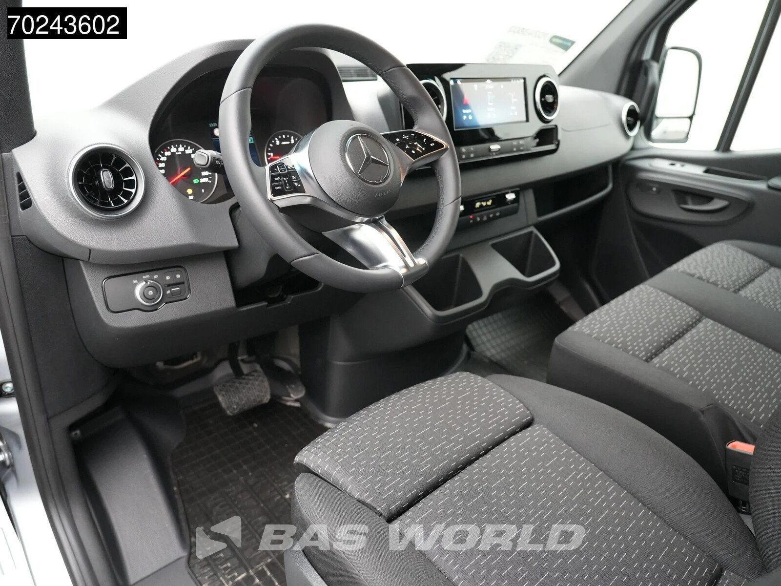 Mercedes Sprinter 319 CDI BPM VRIJ! Automaat L2H1 2025model, Automaat, Stof, Euro 6, 2000 kg