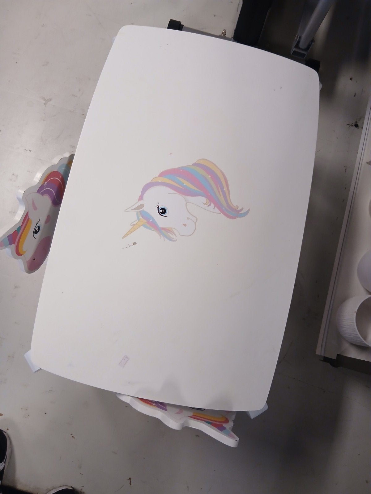 Unicorn kindertafel - Ideaal voor speel- en knutseltijd, Ophalen, Gebruikt, Tafel