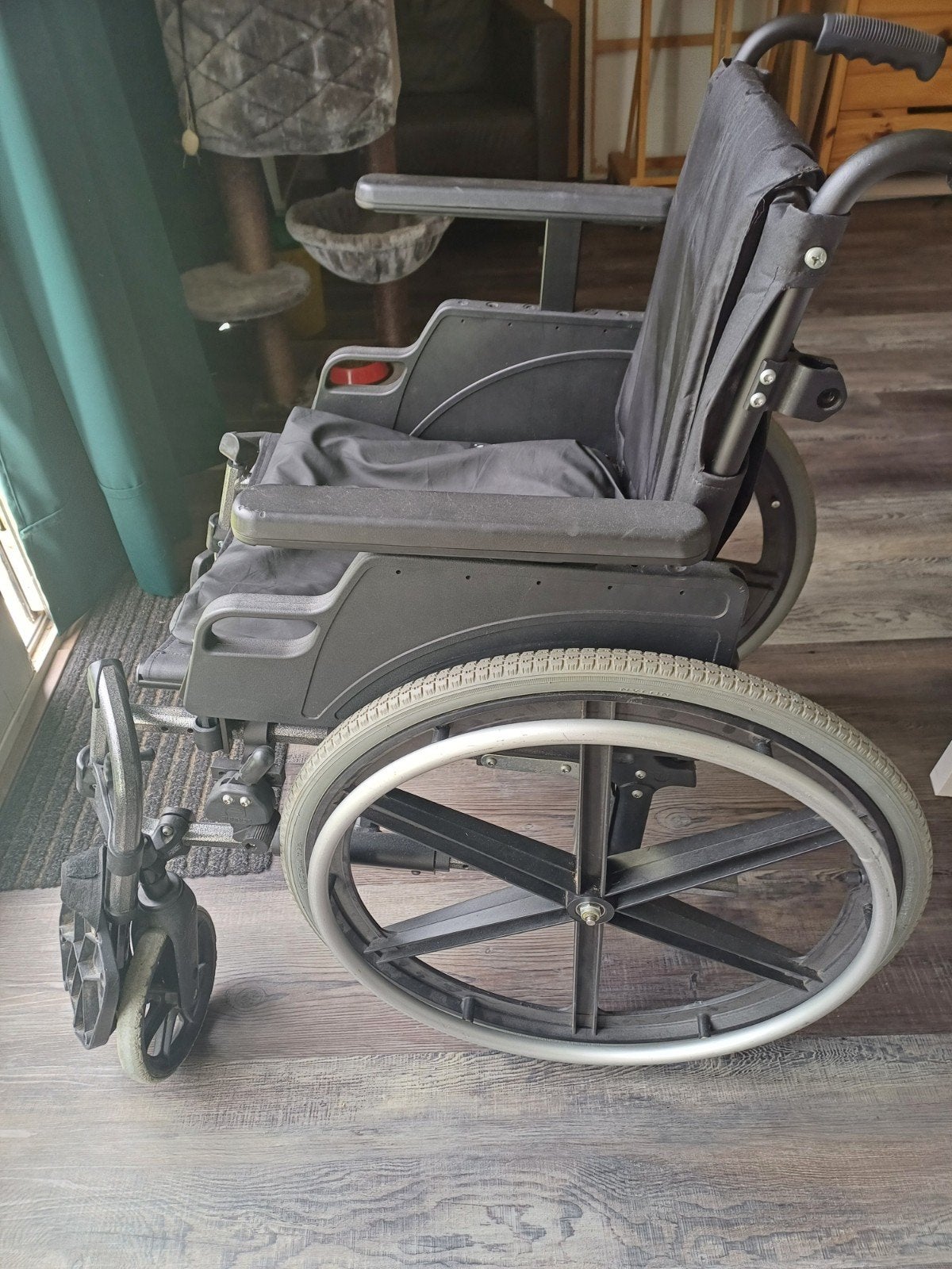 Rolstoel met opblaasbaar zitkussen, Ophalen, Gebruikt, Duwrolstoel