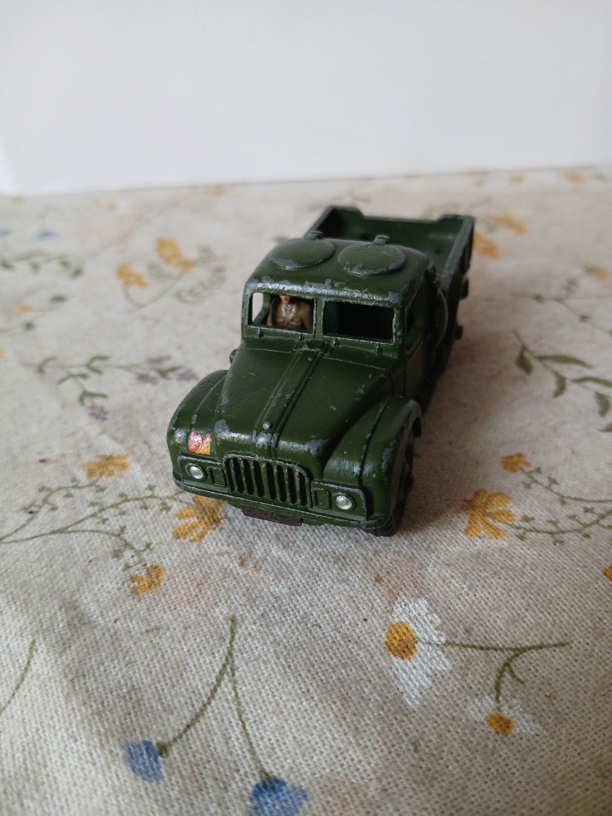 Army 1 ton cargo truck.  Dinky toys 641, Ophalen of Verzenden, Gebruikt, Dinky Toys