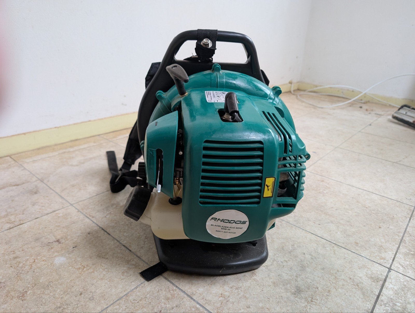 Rhodus Bladblazer Rug Benz BRB-30 Benzine Bladblazer, Ophalen, Benzine, Ruggedragen, Zo goed als nieuw