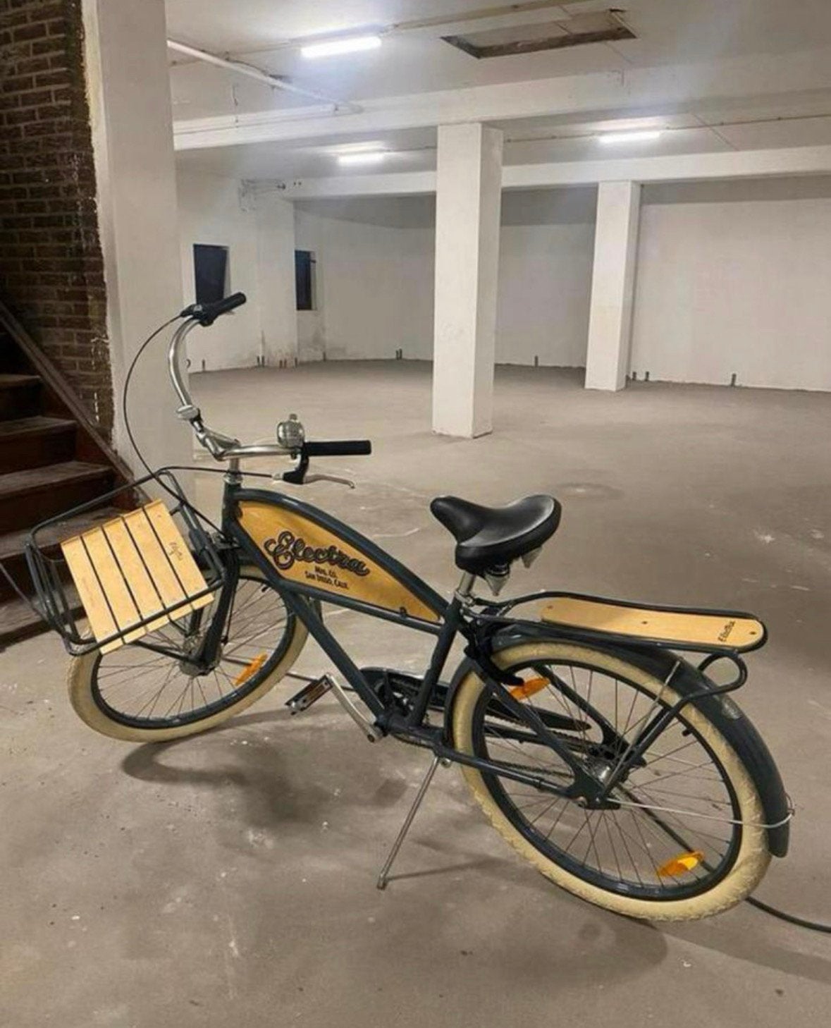 Gloednieuwe Electra Delivery 3i Beach Cruiser Transportfiets, Fietsen en Brommers, Terugtraprem, Cruiser, Ophalen of Verzenden