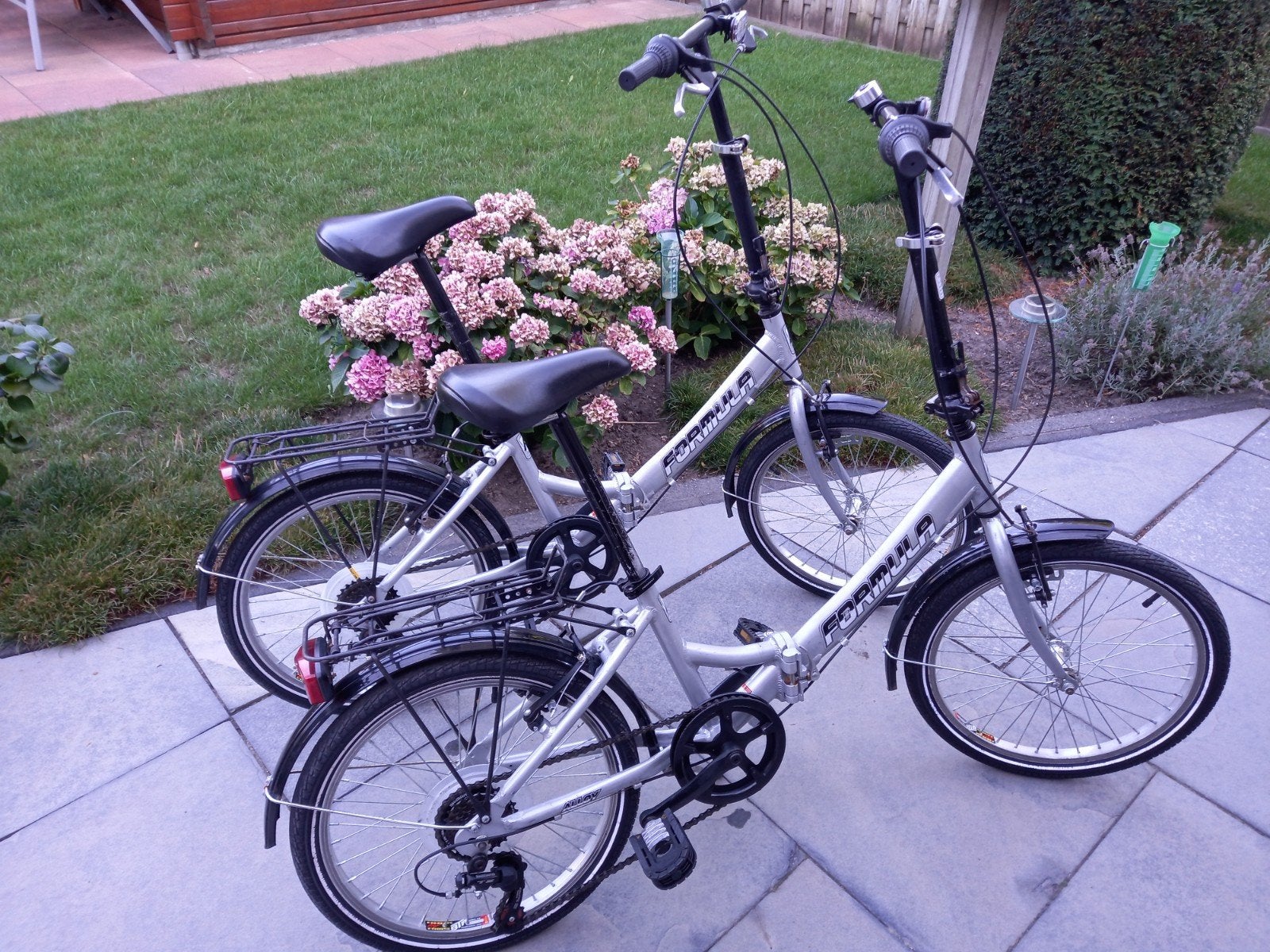 2 vouwfietsen 20 inch 6 versn merk formula  super licht gewi, Fietsen en Brommers, Fietsen | Vouwfietsen, 20 inch of meer, Gebruikt