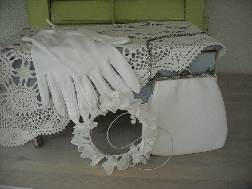 oude brocante communie handschoentjes, tasje en kroontje, Ophalen of Verzenden