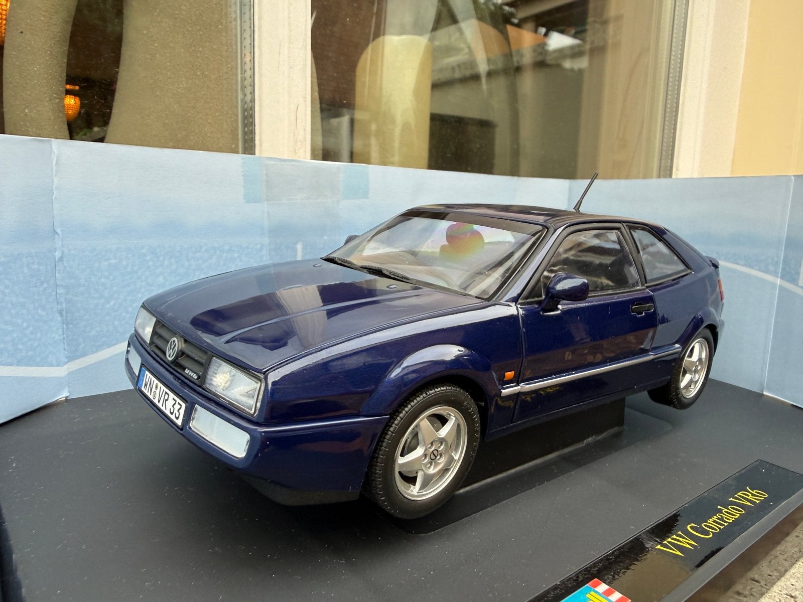 1:18 Volkswagen Corrado VR6 blauw 1992 Revell 08878, Hobby en Vrije tijd, Auto, Shop@carrera-toys.com, Revell, Rennbahn Allee 1, Puch / Salzburg 5412