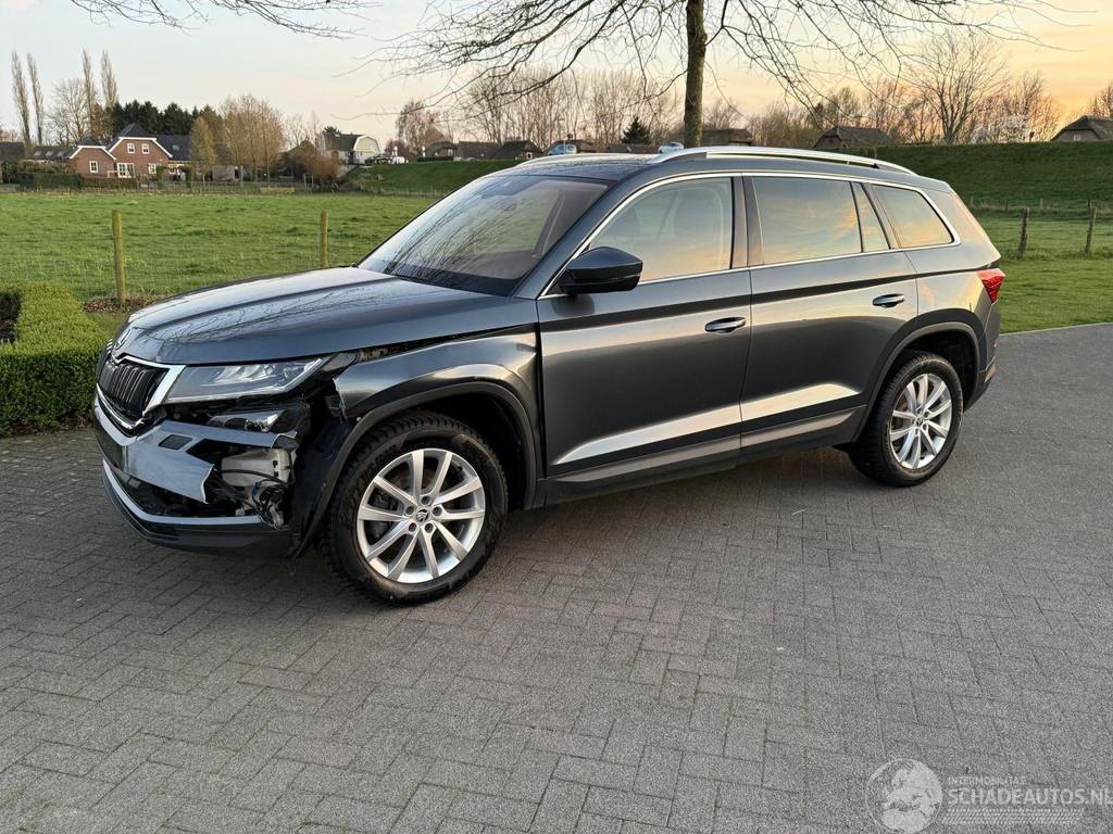 Skoda Kodiaq 1.5 TSI Automaat (bj 2021), Auto diversen, Automaat, 1498 cc, SUV of Terreinwagen, Zilver of Grijs