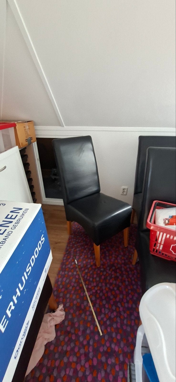 6 zes Zwarte Leren Eetkamerstoelen met Kersenkleur Poten, Ophalen, Gebruikt, Zwart, Leer